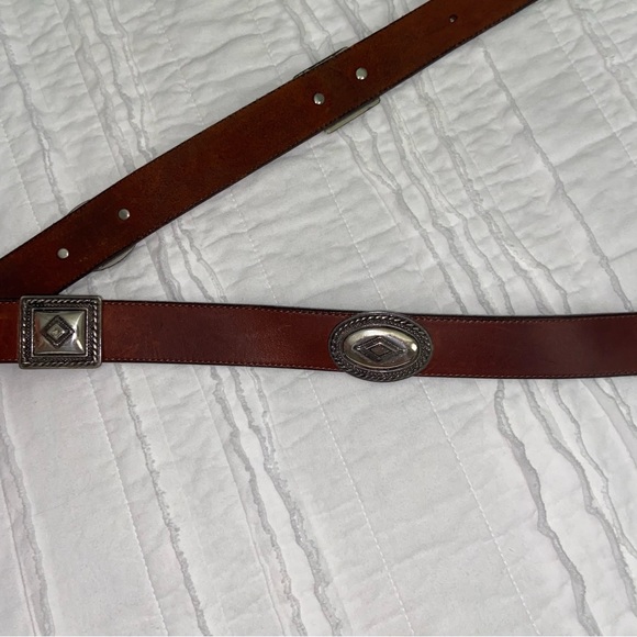 Vintage Brighton Brown Leather Belt with Silver Medallions women’s large - Picture 5 of 13